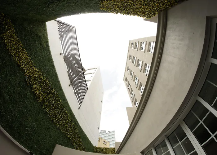 Isaaya Boutique By Wtc Città del Messico