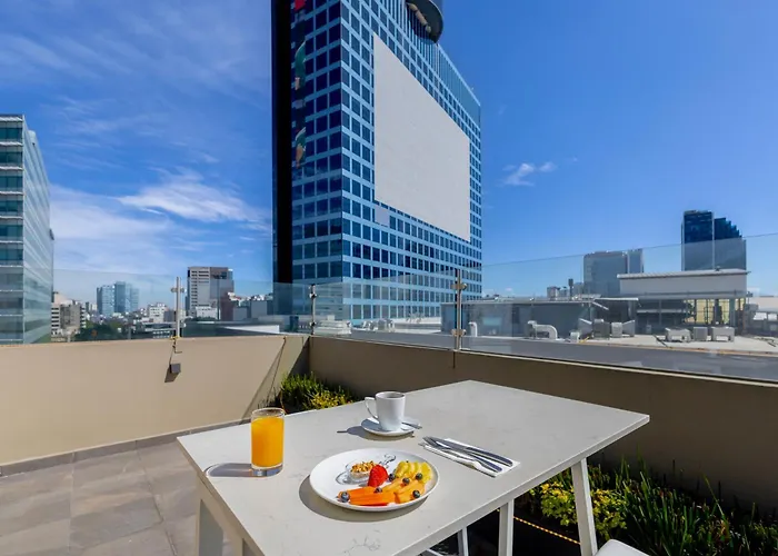 Hotel Isaaya Boutique By Wtc 4*