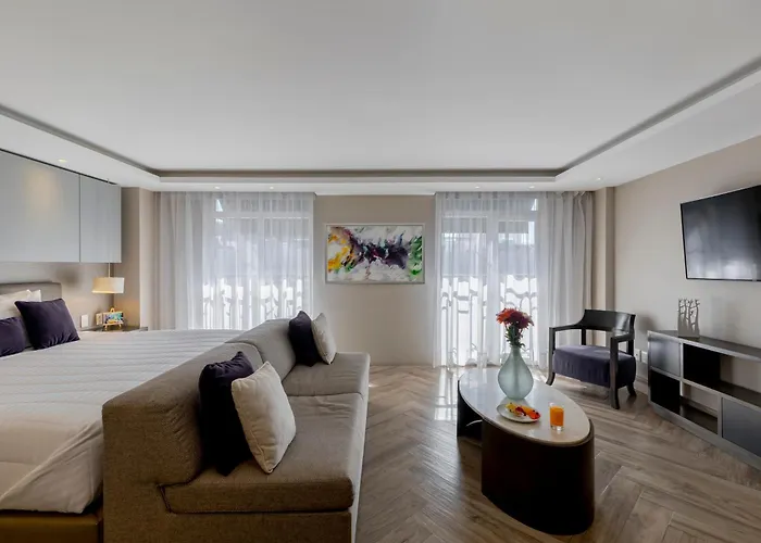 Isaaya Boutique By Wtc 4*