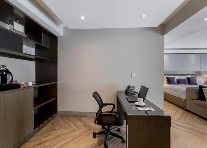 Hotel Isaaya Boutique By Wtc 4*