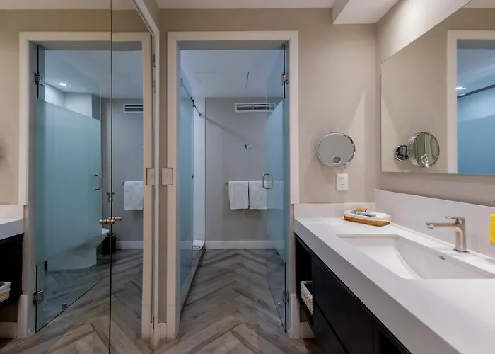 Isaaya Boutique By Wtc Hotel